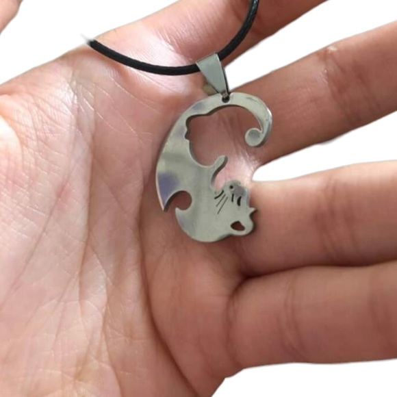 Interlocking Cats Gunmetal & Platinum Stainless Love Puzzle Necklace Set - NWT - Picture 10 of 13